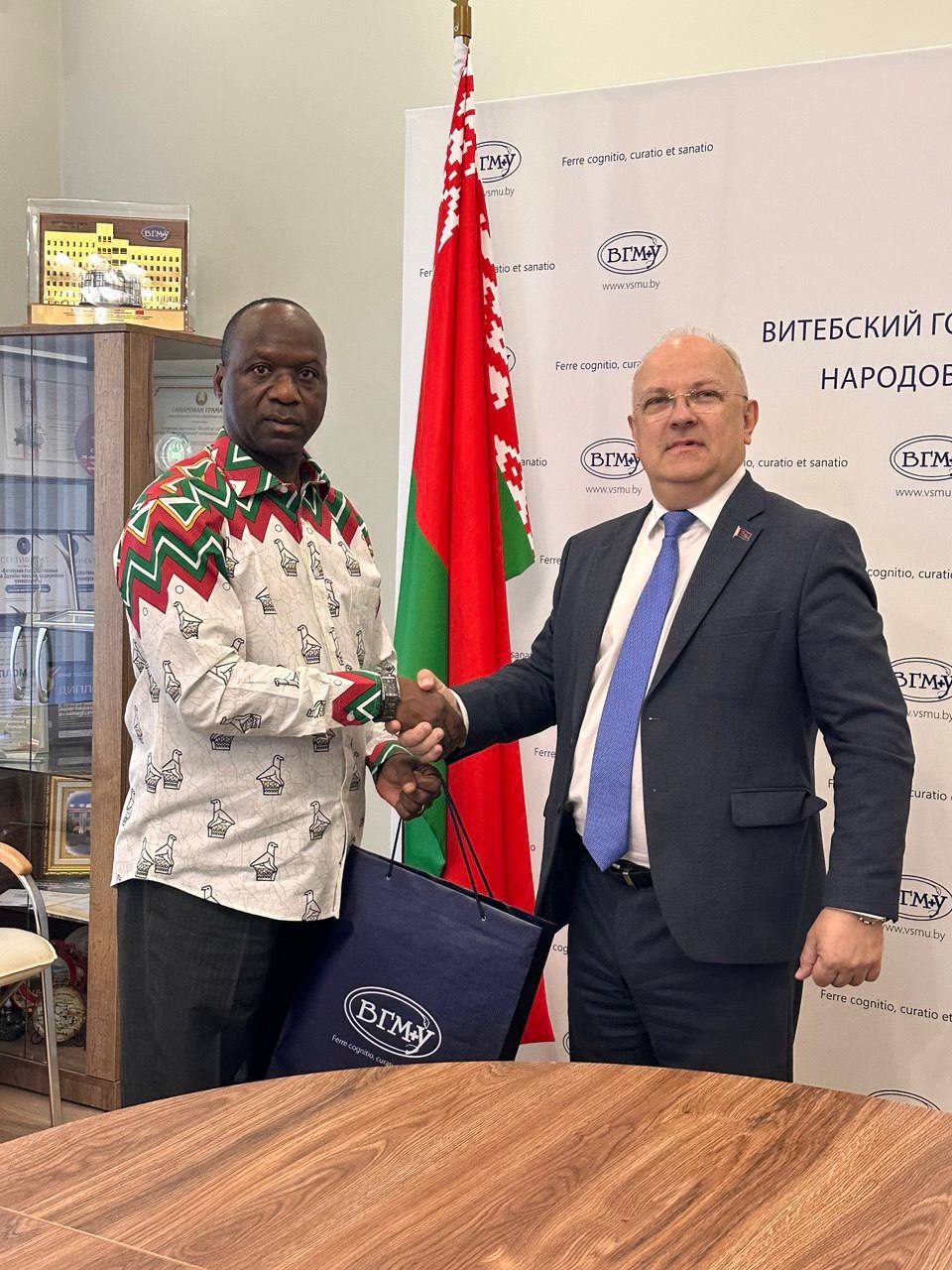 vstrecha s poslom Zimbabve 01